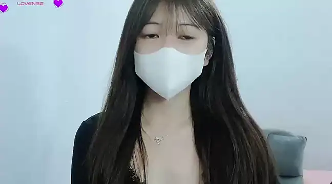 tanhxiu online show from 4, 1, 2025