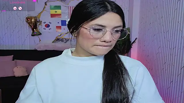 Chiara tay online show from 13, 7, 2026