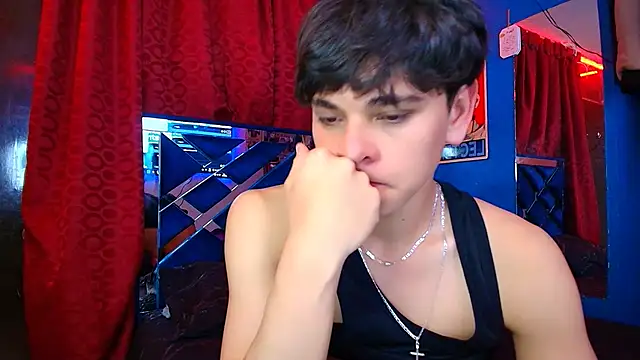 Snapshot of Luke_Howland chatting on 28, 10, 2025 Luke Howland online show from 28, 10, 2025