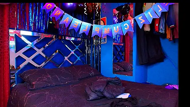 Snapshot of Luke_Howland chatting on 15, 11, 2025 Luke Howland online show from 15, 11, 2025