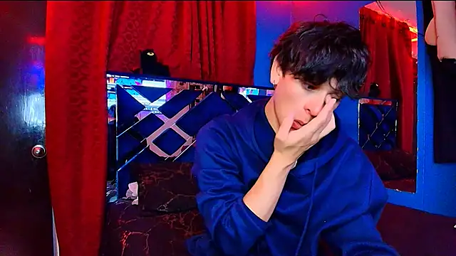 Snapshot of Luke_Howland chatting on 2, 12, 2025 Luke Howland online show from 2, 12, 2025