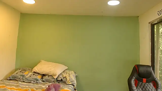 danielitopapuu online show from 15, 4, 2026