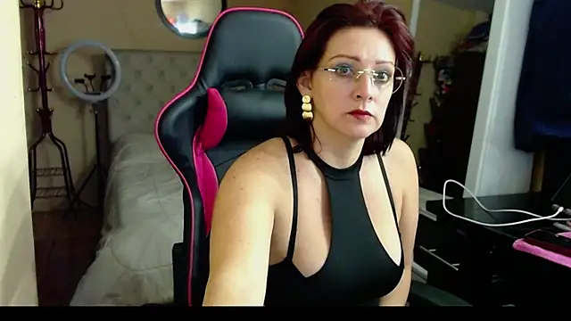 Carol Scottt online show from 20, 3, 2025