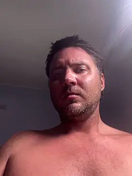 Brando2585 online show from 15, 4, 2026