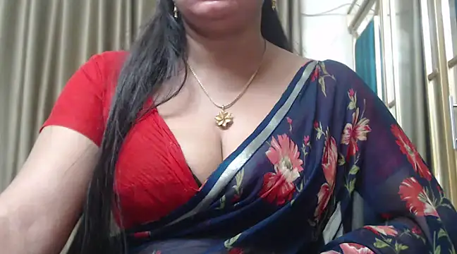 Snapshot of desi-maisa130 chatting on 11, 3, 2025 desi-maisa130 online show from 11, 3, 2025