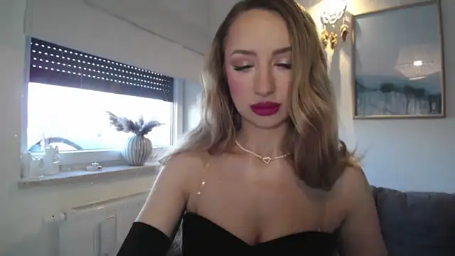 JulietteDiamond online show from 4, 3, 2026