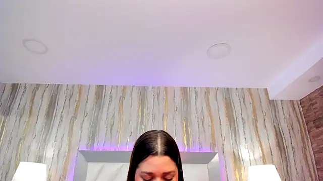 Snapshot of SophiaLaurens chatting on 10, 2, 2025 SophiaLaurens online show from 10, 2, 2025