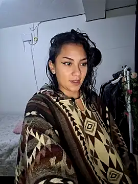 Thaliacooper  online show from 2, 2, 2025