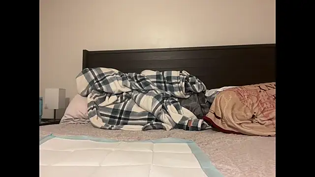 QueenLolaX online show from 11, 10, 2025