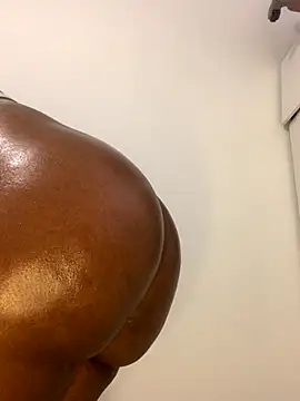 Africanbootie online show from 16, 11, 2025