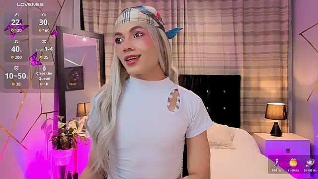 Snapshot of Megan_Do_Santos chatting on 9, 11, 2025 Megan Do Santos online show from 9, 11, 2025