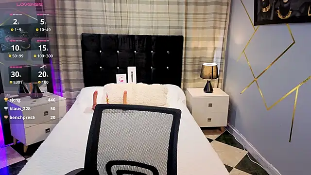 Snapshot of Megan_Do_Santos chatting on 16, 12, 2025 Megan Do Santos online show from 16, 12, 2025