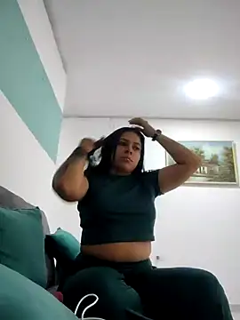 Snapshot of caro_sweett chatting on 6, 1, 2025 caro sweett online show from 6, 1, 2025