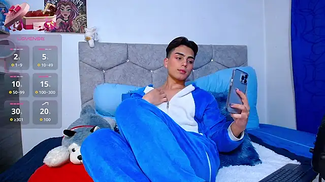 OwenBluee online show from 19, 2, 2026