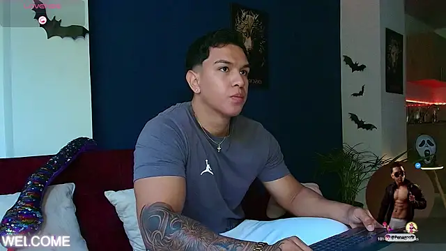 Taylor John online show from 31, 10, 2025