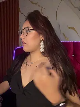 angellique 22 online show from 26, 3, 2026