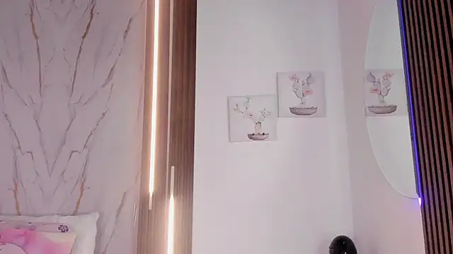 mia six66 online show from 13, 2, 2026