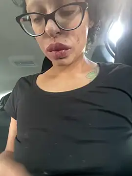 myloveforyouu online show from 9, 10, 2025