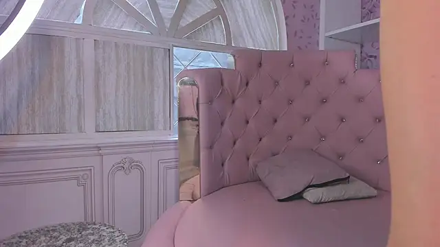 Bonnie  milf online show from 18, 3, 2025