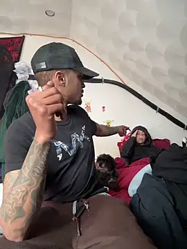 Snapshot of rayyymack chatting on 21, 2, 2026 rayyymack online show from 21, 2, 2026