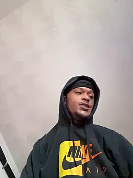 Snapshot of rayyymack chatting on 6, 3, 2026 rayyymack online show from 6, 3, 2026