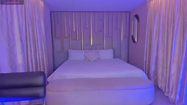 MariaHerrera  online show from 20, 12, 2025