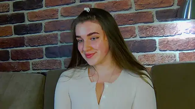 Sofia Hugs online show from 16, 3, 2026