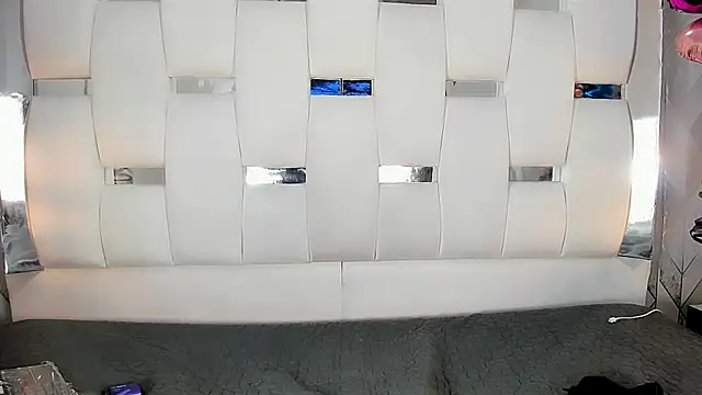 Michellespencer online show from 4, 3, 2025