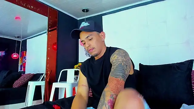 Damian09  online show from 2, 2, 2025