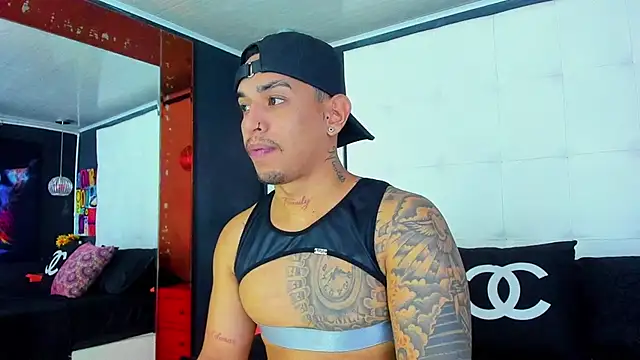 Damian09  online show from 8, 3, 2025