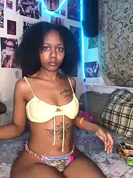 Snapshot of naughtybitches5 chatting on 16, 3, 2025 naughtybitches5 online show from 16, 3, 2025