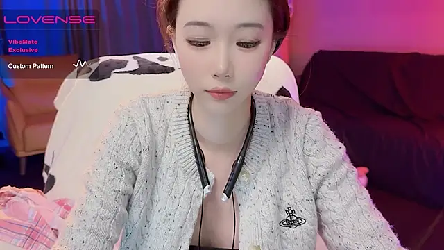 JoooJo  online show from 4, 12, 2024