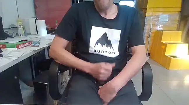 Raimundo1971 online show from 2, 12, 2024