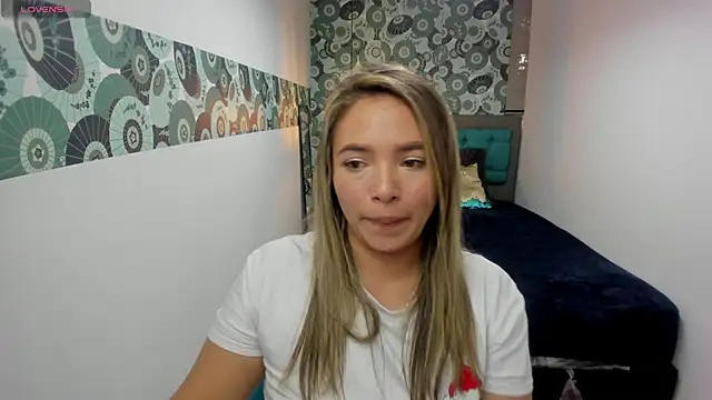 ArielleJones online show from 28, 12, 2024