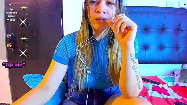 Snapshot of daniela_beauty chatting on 12, 12, 2024 daniela beauty online show from 12, 12, 2024