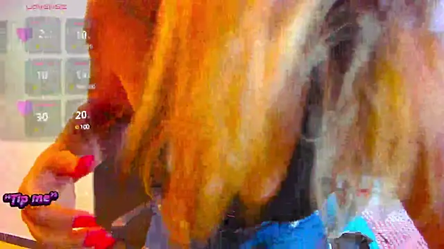 Snapshot of daniela_beauty chatting on 25, 2, 2025 daniela beauty online show from 25, 2, 2025