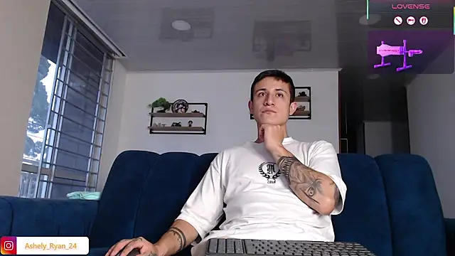 ashely ryan24 online show from 17, 3, 2026