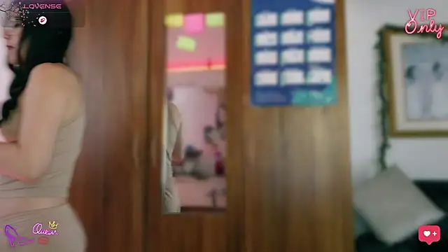 LauGrayJ online show from 30, 3, 2026