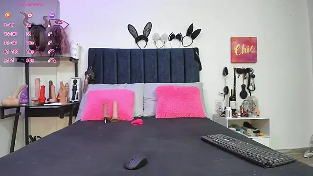 Snapshot of emmily_giraldo chatting on 14, 3, 2025 emmily giraldo online show from 14, 3, 2025