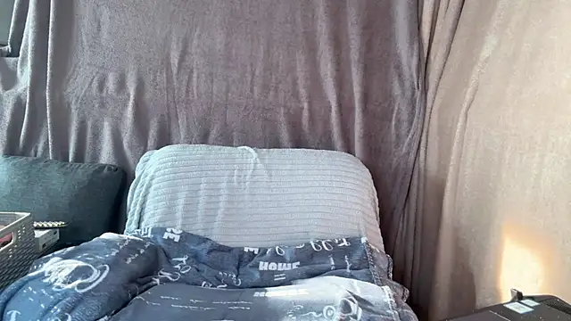 Snapshot of Caliiie-of chatting on 14, 3, 2025 Caliiie-of online show from 14, 3, 2025