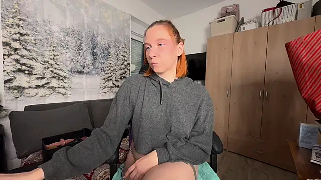 Snapshot of Caliiie-of chatting on 5, 12, 2025 Caliiie-of online show from 5, 12, 2025