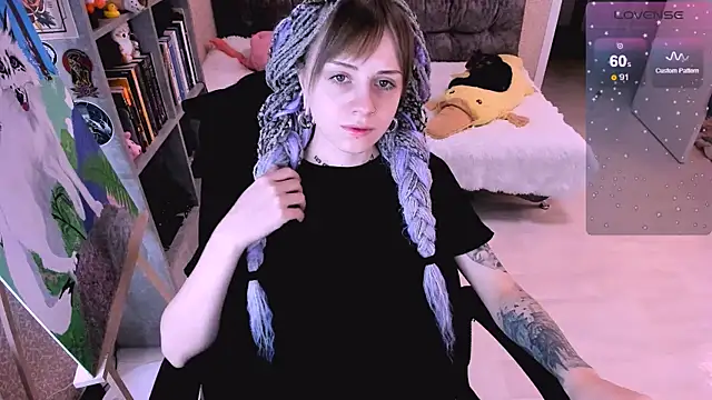 NaniMoore online show from 3, 12, 2024