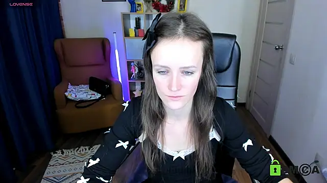 FrancescaCollins online show from 24, 12, 2024