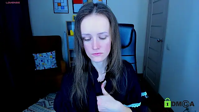 FrancescaCollins online show from 6, 3, 2025