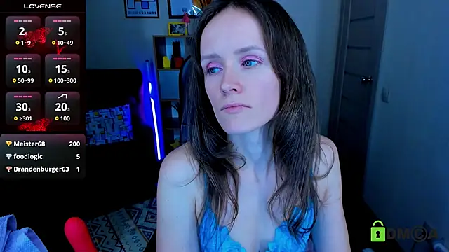 FrancescaCollins online show from 9, 3, 2025