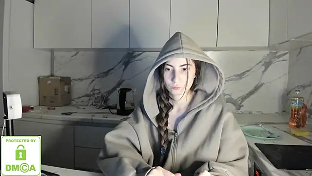 Ayesha Thebestt online show from 8, 1, 2026