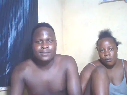 Dark Queenchocolate online show from 7, 10, 2025