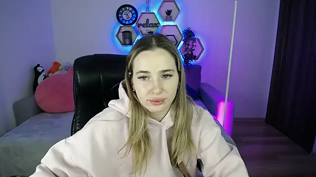 SabrinViolet online show from 21, 2, 2026