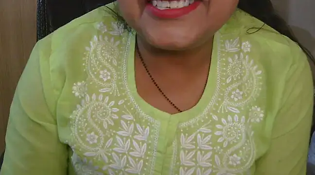 Snapshot of Cute_Ruhi99 chatting on 8, 3, 2025 Cute Ruhi99 online show from 8, 3, 2025