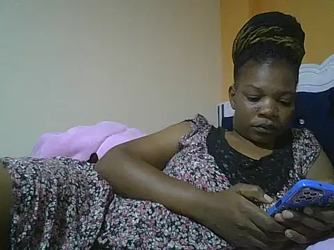 clakemmy250 online show from 1, 1, 2025